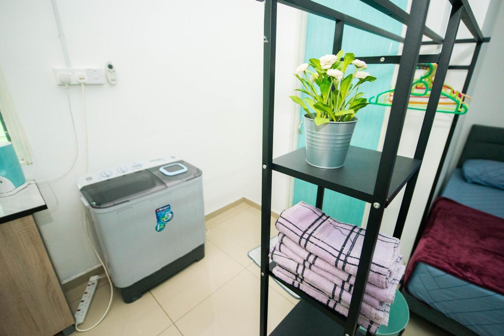 Mkb - Landed With 2 Queen Bed And Free Parking