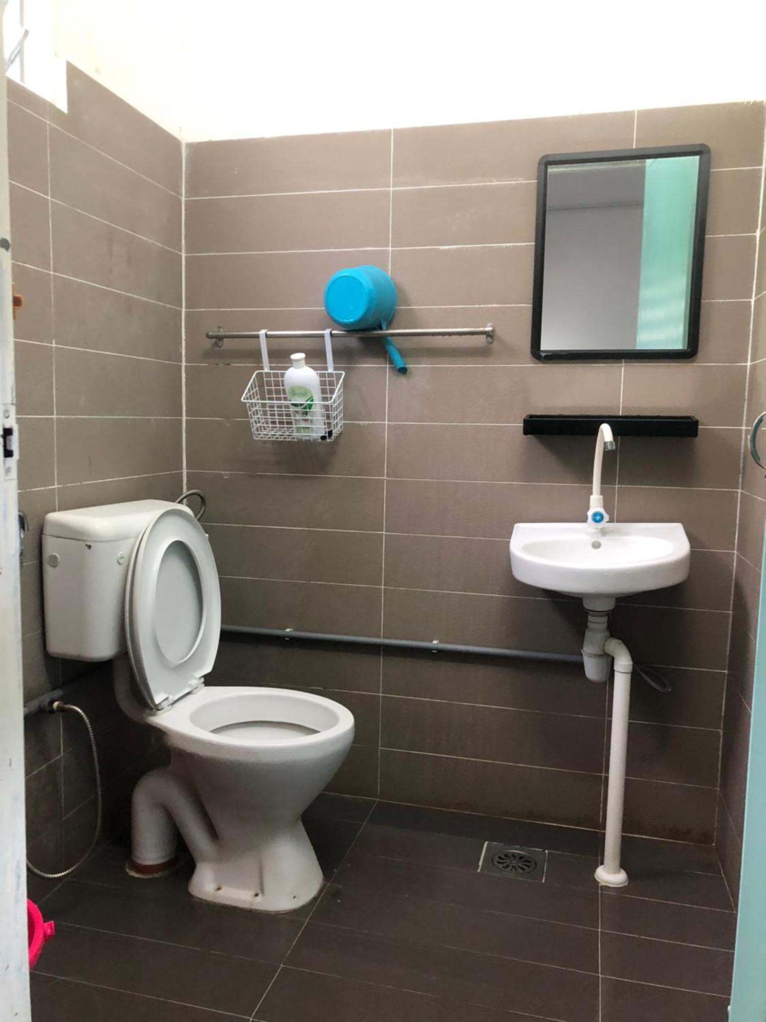 Mkb - Landed With 2 Queen Bed And Free Parking